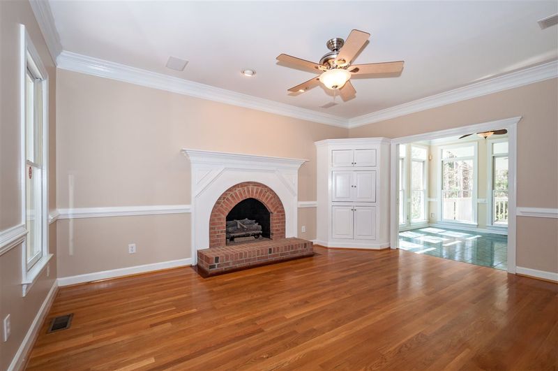5300 Fox Pointe Dr, Knightdale, NC 27545