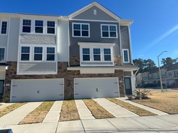 5300 River Reach Dr, Raleigh, NC 27616
