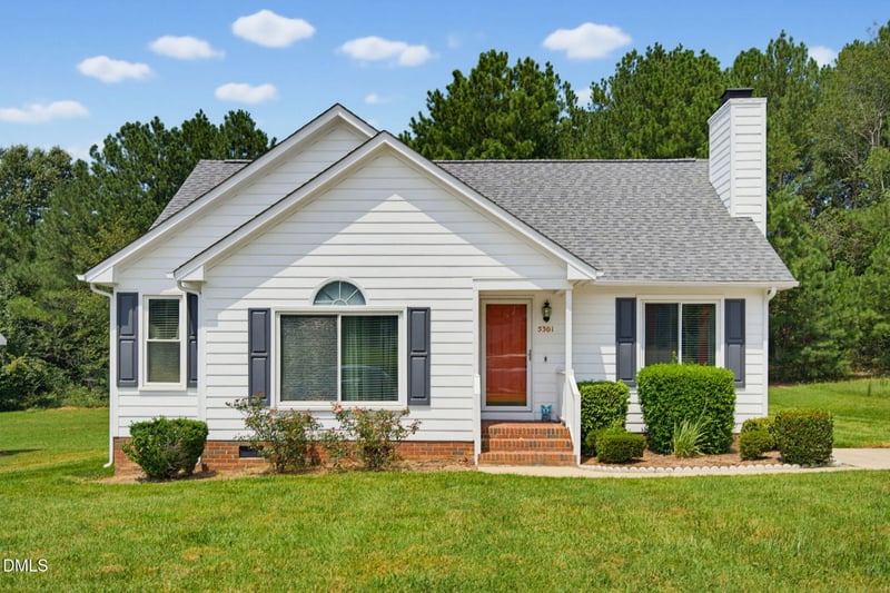 5301 Cottage Bluff Ln, Knightdale, NC 27545
