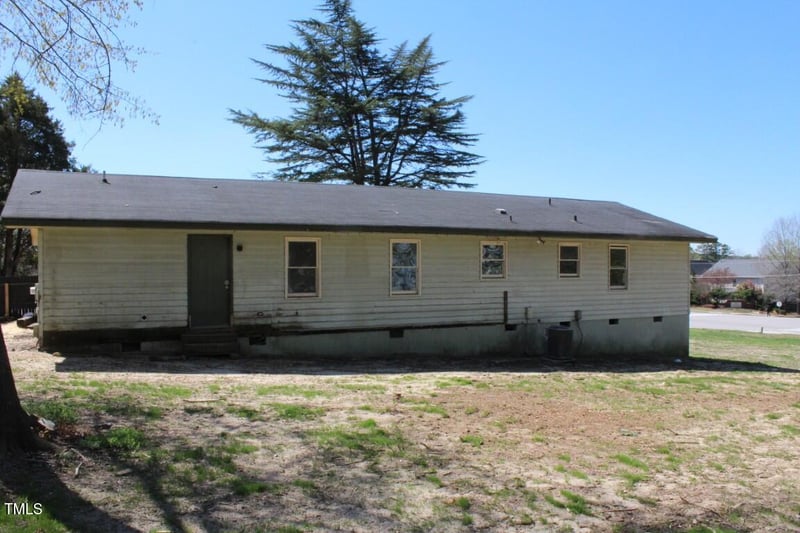 5301 Daleview Dr, Raleigh, NC 27610