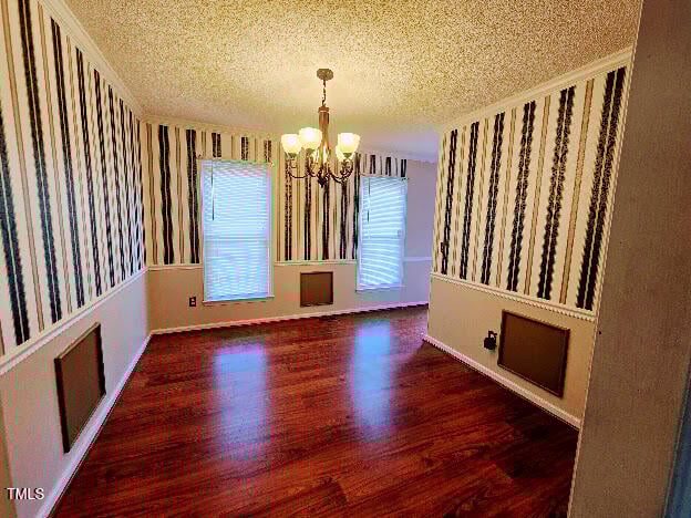 5301 Peacenest Dr, Raleigh, NC 27610