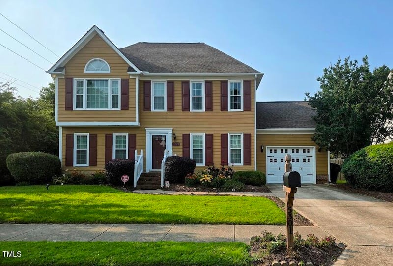 5301 Peacenest Dr, Raleigh, NC 27610