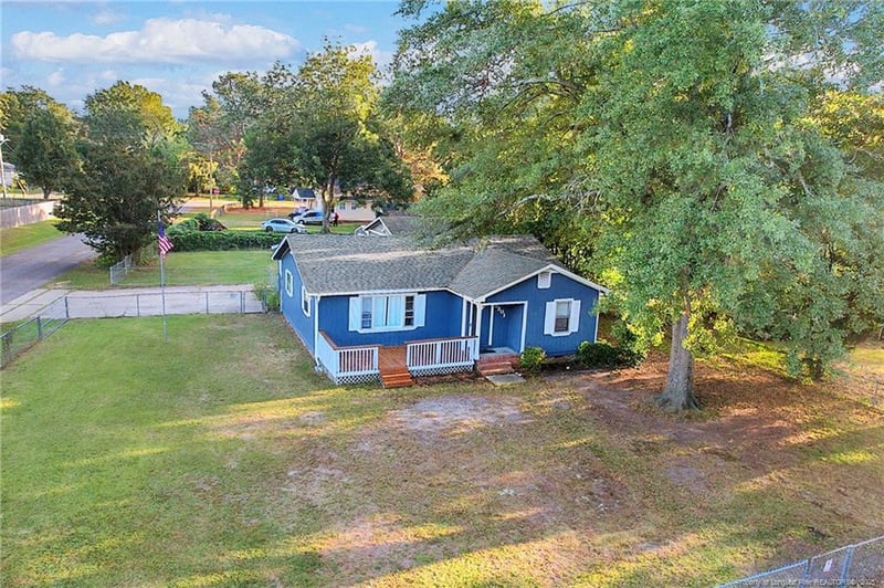 5301 Walnut Dr, Fayetteville, NC 28304