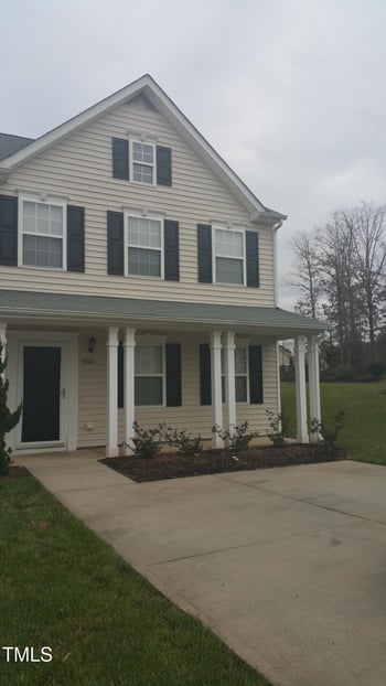 5302 Dilbagh Dr, Durham, NC 27703