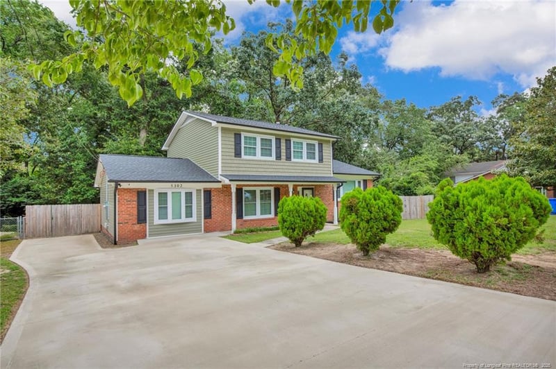 5302 Foxfire Rd, Fayetteville, NC 28303