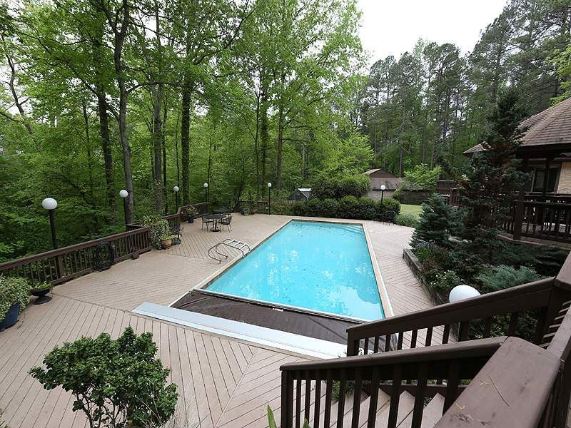 5303 Sendero Dr, Raleigh, NC 27612