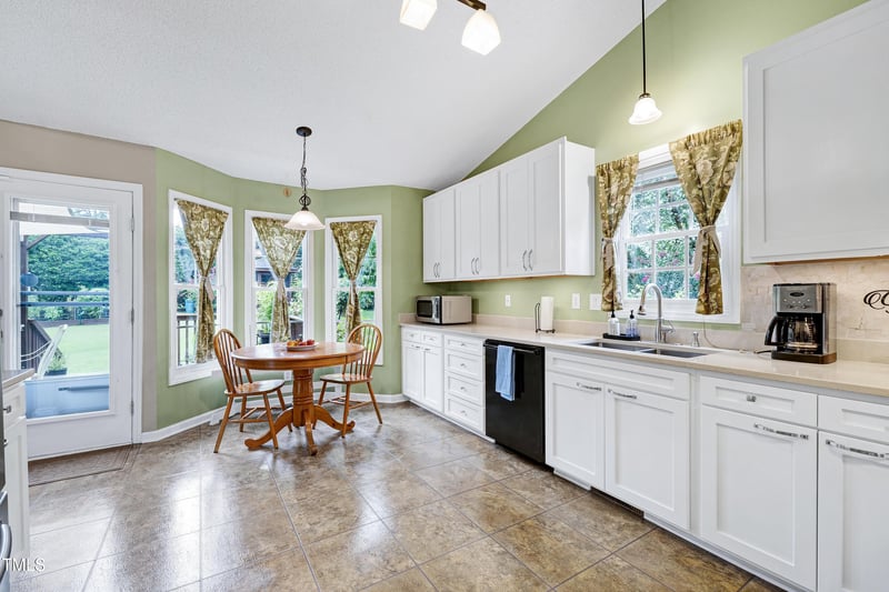 5304 Bentgrass Dr, Raleigh, NC 27610