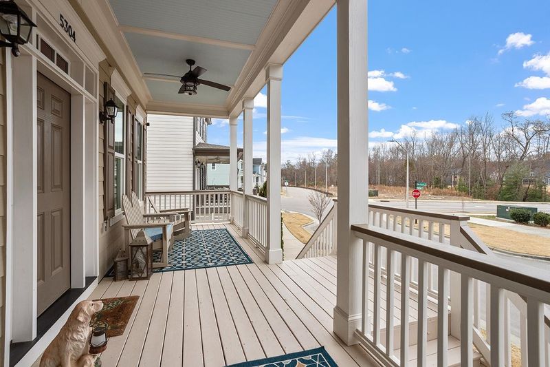 5304 Crescent Square St, Raleigh, NC 27616