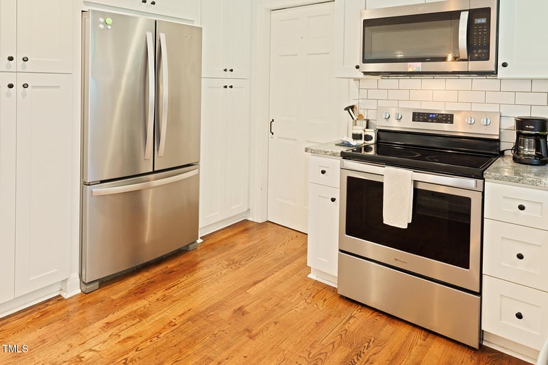 5304 Cypress Ln, Raleigh, NC 27609