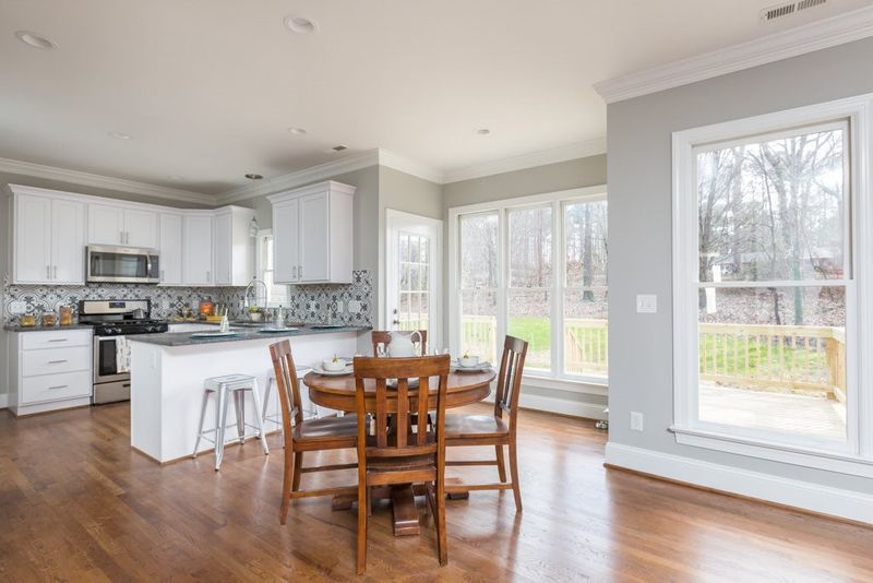 5304 Fairmead Cir, Raleigh, NC 27613