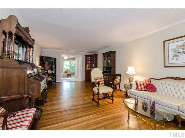 5304 Hills Dr, Raleigh, NC 27612
