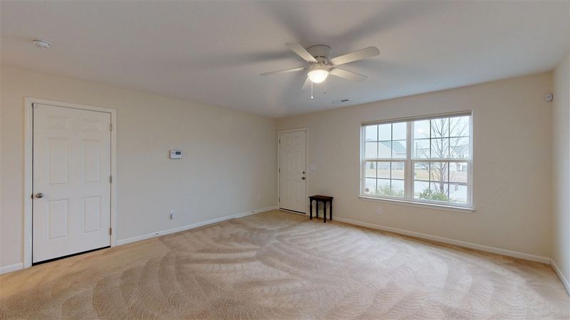 5305 Carnelian Dr, Raleigh, NC 27610