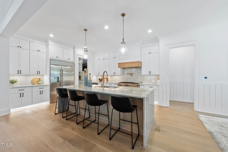 5305 Dixon Dr, Raleigh, NC 27609