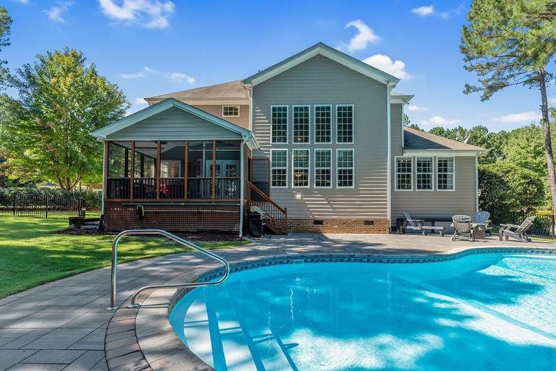5305 Dutch Elm Dr, Apex, NC 27539