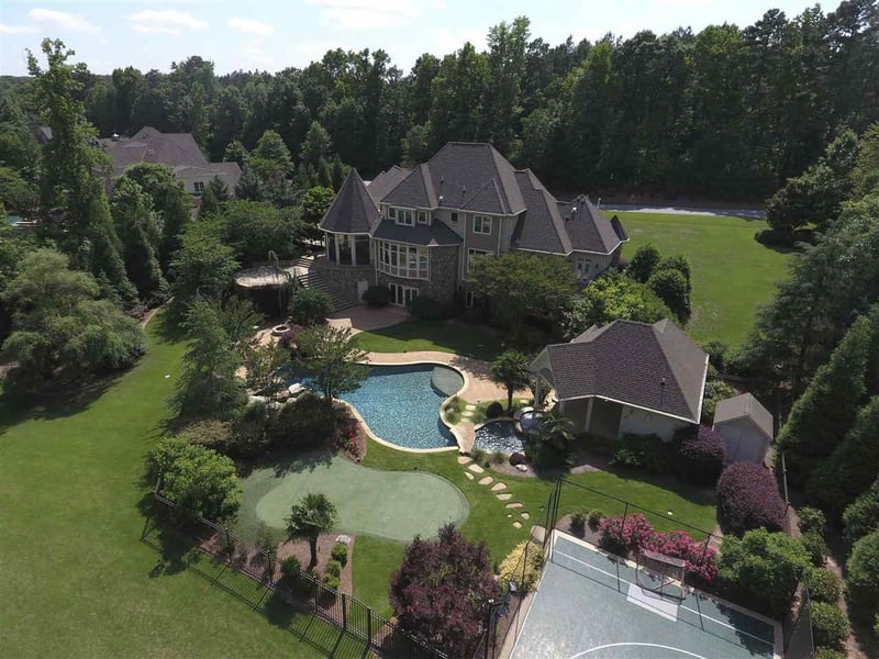 5305 Newstead Manor Ln, Raleigh, NC 27606