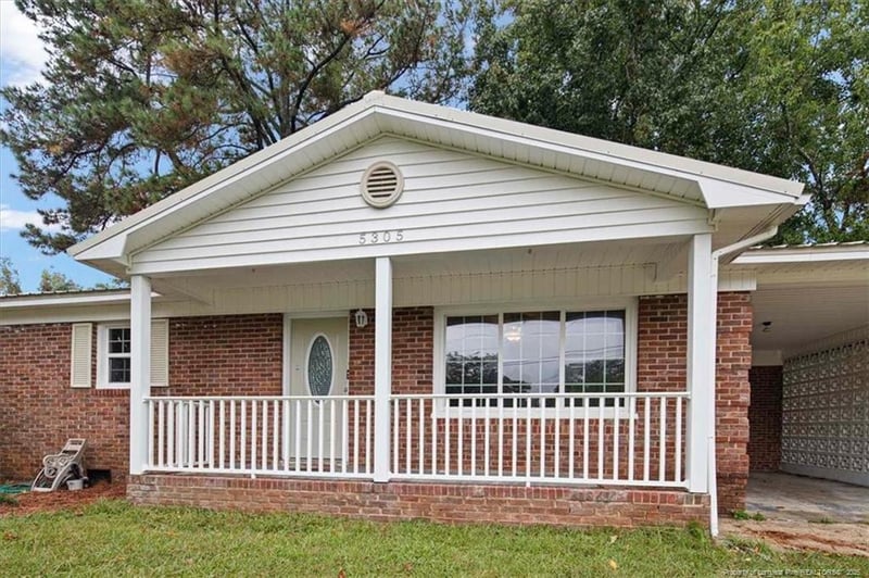 5305 Tabor Ct, Fayetteville, NC 28303