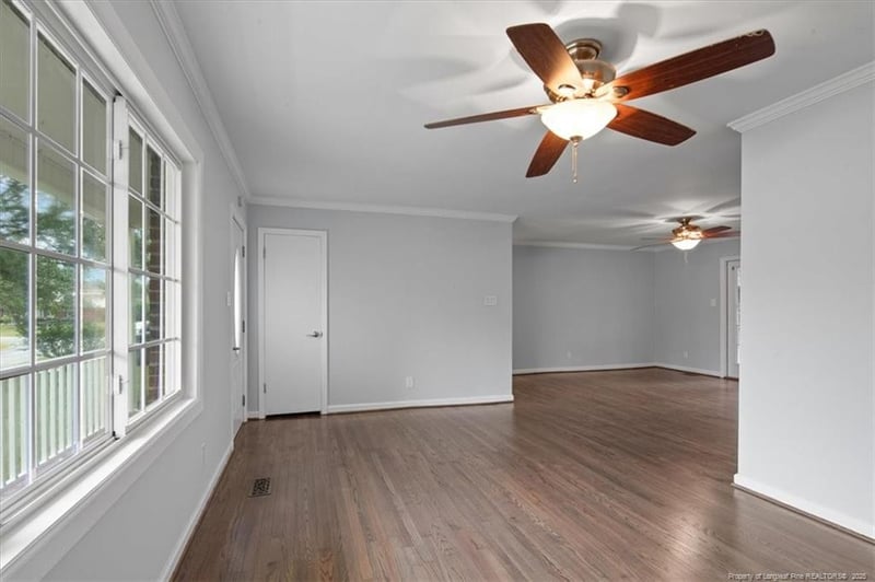 5305 Tabor Ct, Fayetteville, NC 28303