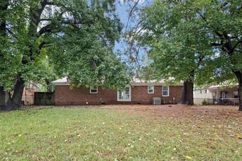 5305 Tabor Ct, Fayetteville, NC 28303