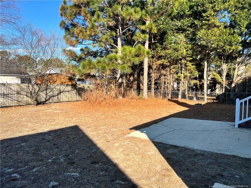 5305 Thackeray Dr, Fayetteville, NC 28306