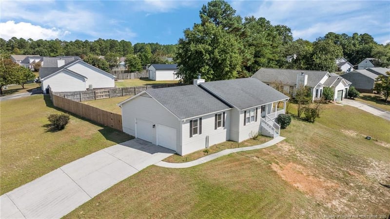 5307 Blanchette St, Hope Mills, NC 28348