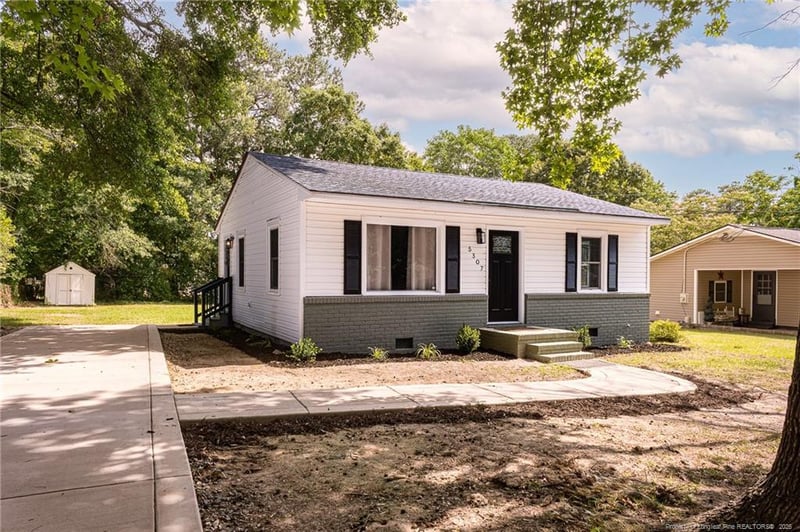 5307 Cherry Ln, Fayetteville, NC 28304