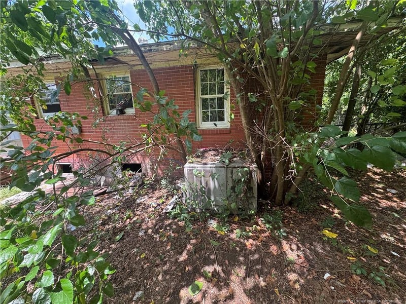 5307 Williamsburgh Dr, Fayetteville, NC 28304