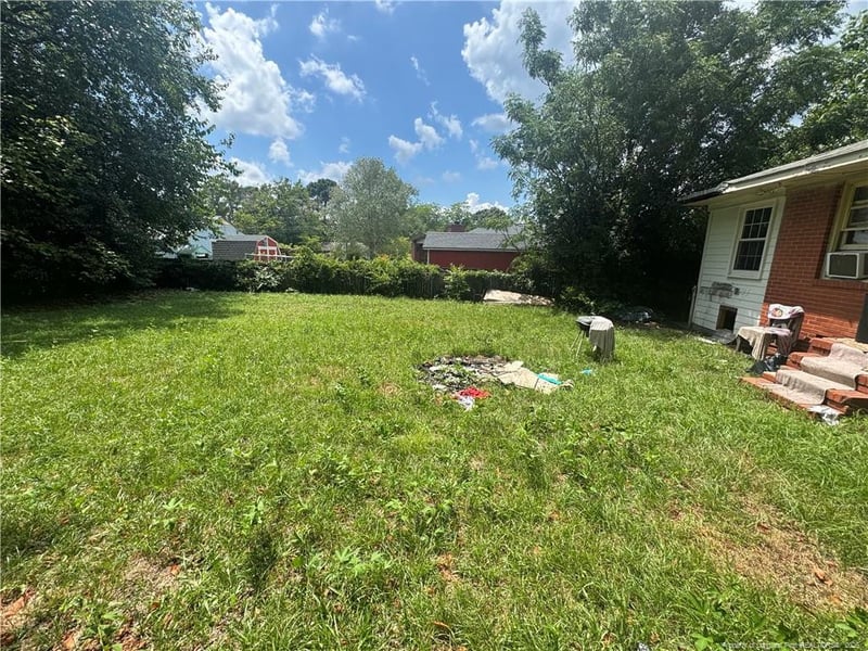 5307 Williamsburgh Dr, Fayetteville, NC 28304