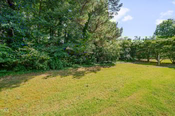 5308 Bentgrass Dr, Raleigh, NC 27610