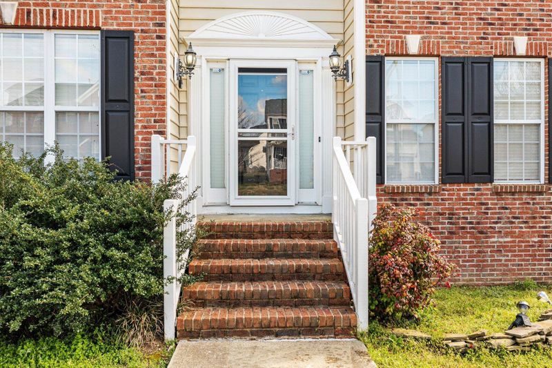 5308 Duckwing Dr, Raleigh, NC 27604