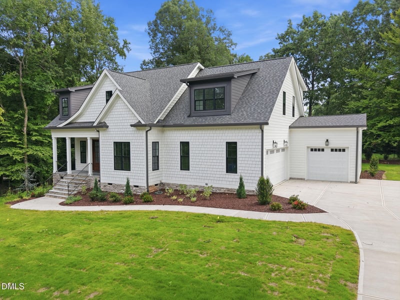 5308 Parkwood Dr, Raleigh, NC 27612