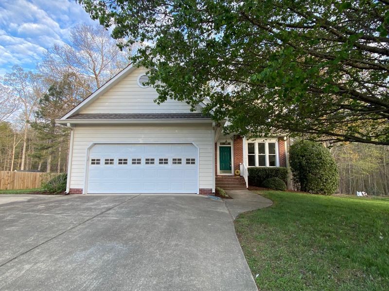 5309 Dover Ridge Ln, Durham, NC 27712