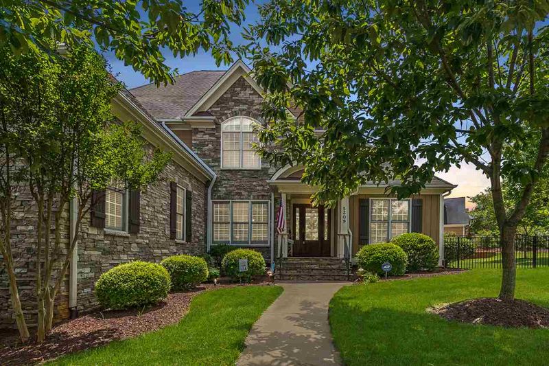 5309 Landguard Dr, Raleigh, NC 27613