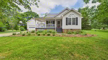5309 Meadow Field Dr, Mebane, NC 27302