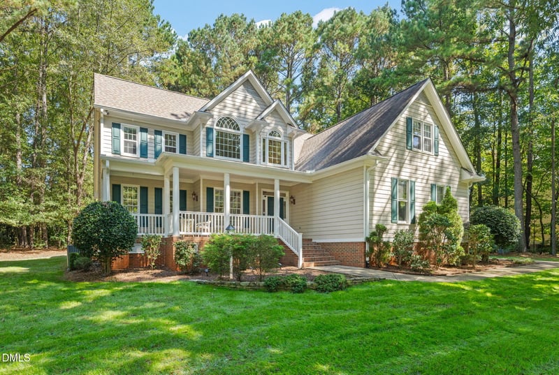 5309 Shoreline Ct, Holly Springs, NC 27540