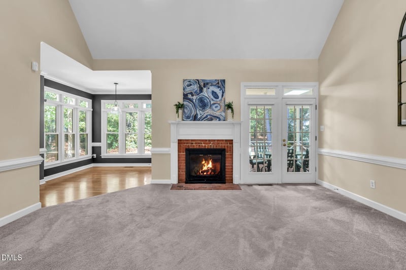 5309 Shoreline Ct, Holly Springs, NC 27540