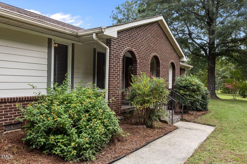 5309 Summer Rose Ln, Durham, NC 27703
