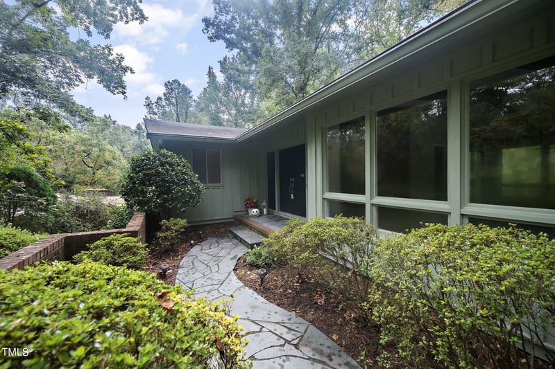 5309 Thayer Dr, Raleigh, NC 27612