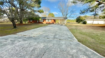 5309 Tobacco Rd, Orrum, NC 28369