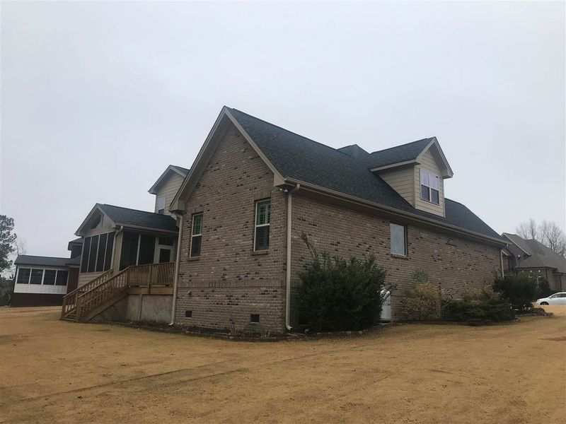 531 Balmoral St, Clayton, NC 27520
