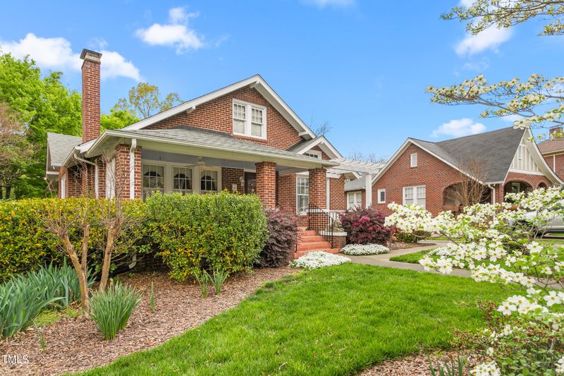 531 Circle Dr, Burlington, NC 27215