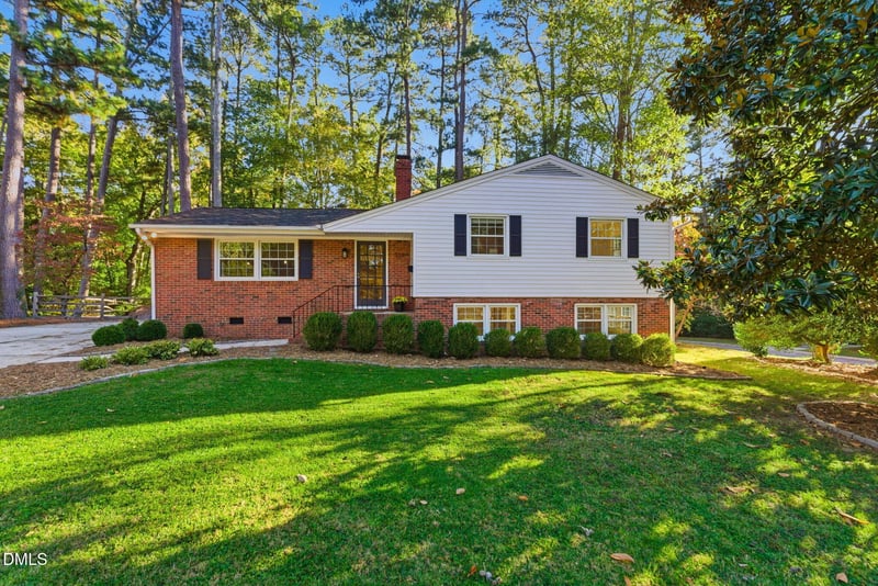 531 Cornwall Rd, Cary, NC 27511
