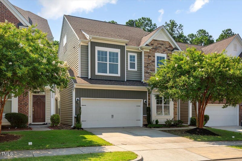 531 Finnbar Dr, Cary, NC 27519