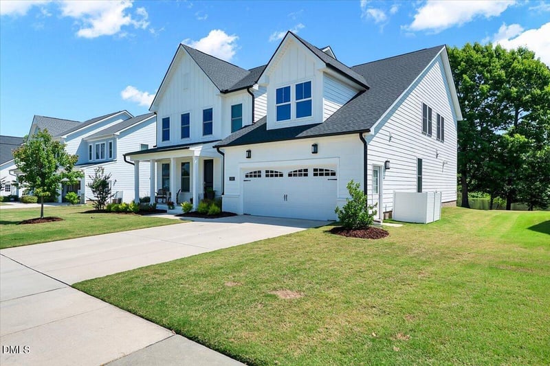 531 Glenville Lake Dr, Fuquay Varina, NC 27526