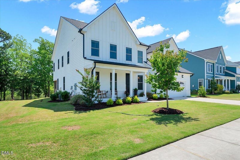 531 Glenville Lake Dr, Fuquay Varina, NC 27526