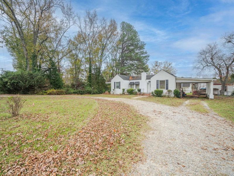 531 W Main St, Clayton, NC 27520