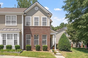 5310 Crescentview Pw, Raleigh, NC 27606