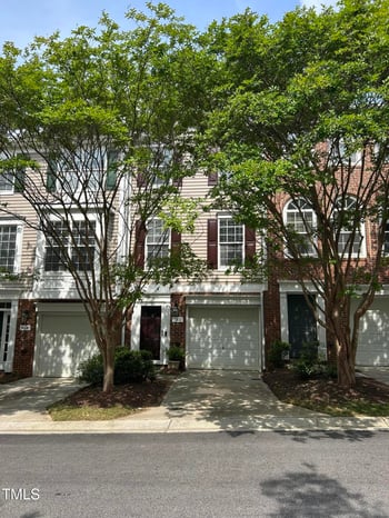 5310 Echo Ridge Rd, Raleigh, NC 27612