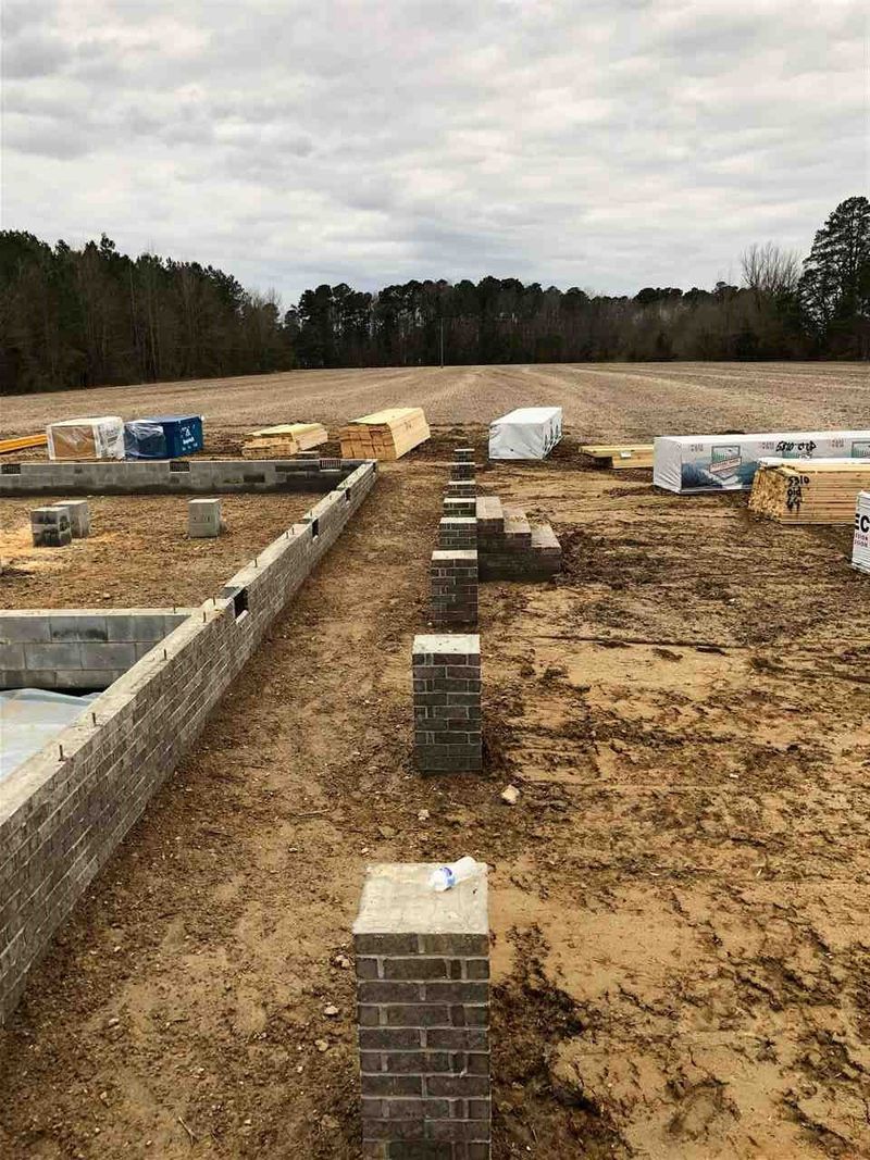 5310 Old Us 64, Zebulon, NC 27597
