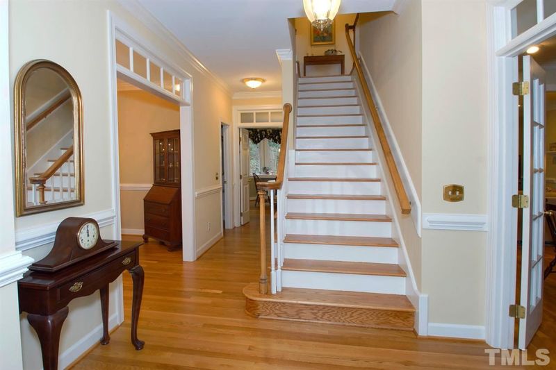 5311 Burning Oak Ct, Raleigh, NC 27606