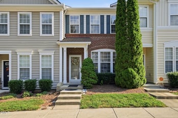 5311 Crescentview Pw, Raleigh, NC 27606